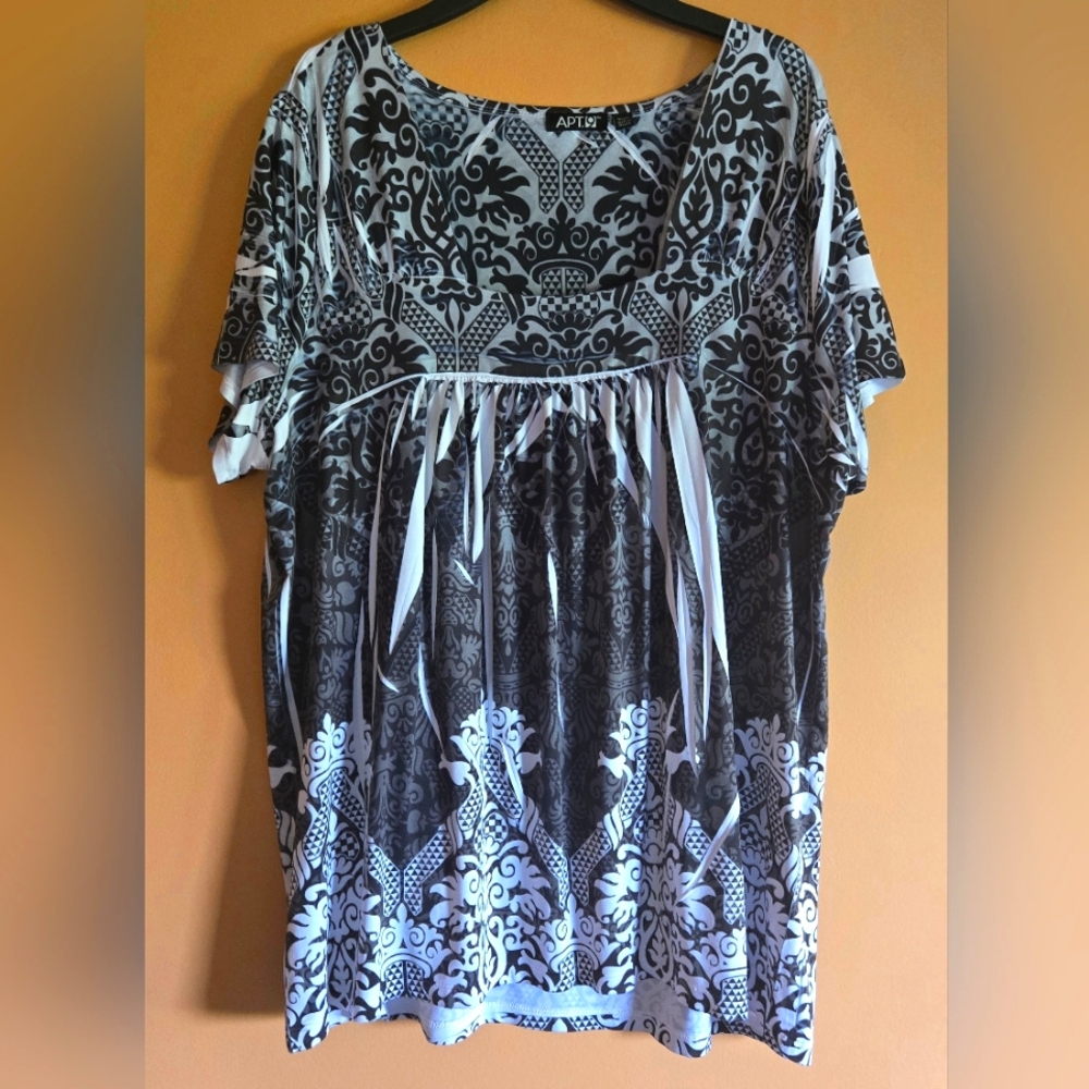 Apt. 9 boho top, size 1X.